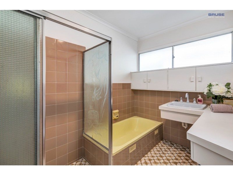 24 Greenbank Road, Athelstone SA 5076