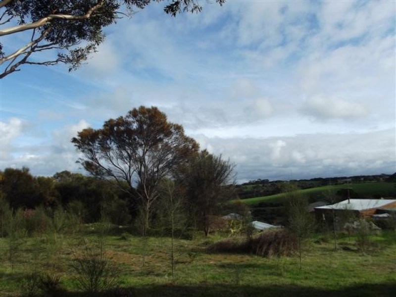 5 Redbanks Road, American River SA 5221