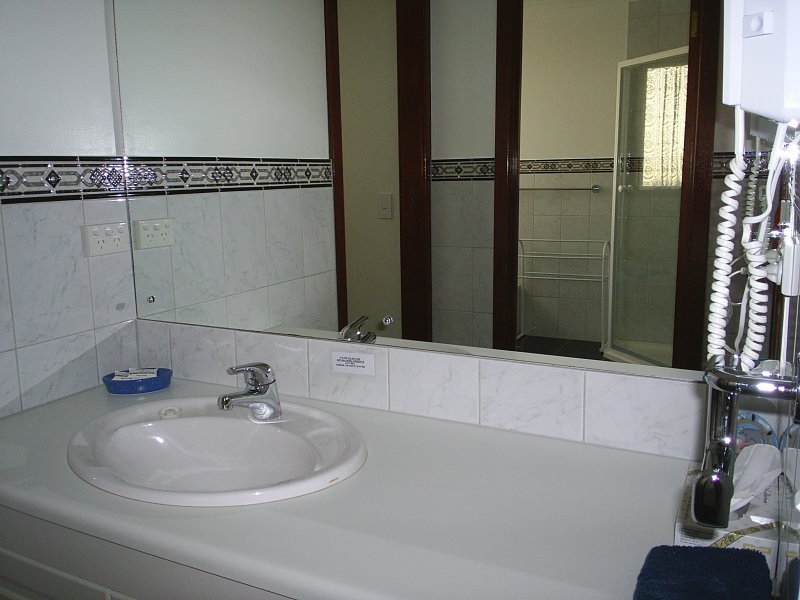 31  Hawthorn Ave, Emu Bay SA 5223