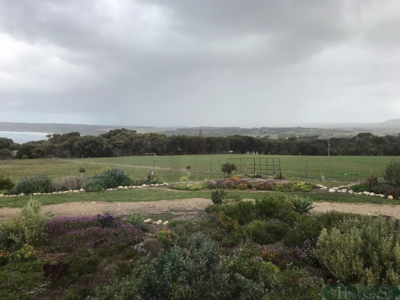 138 Bates Road, Emu Bay SA 5223