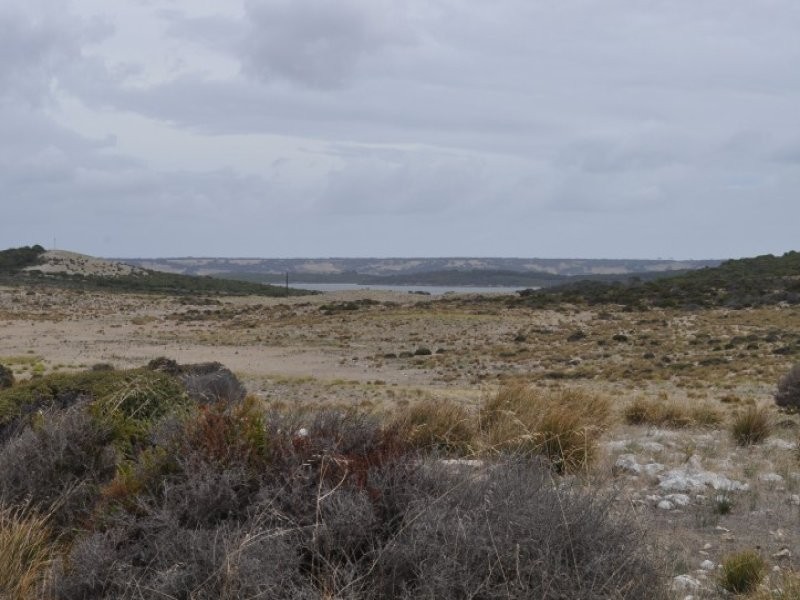 11 Cathers Rd, Pelican Lagoon SA 5222