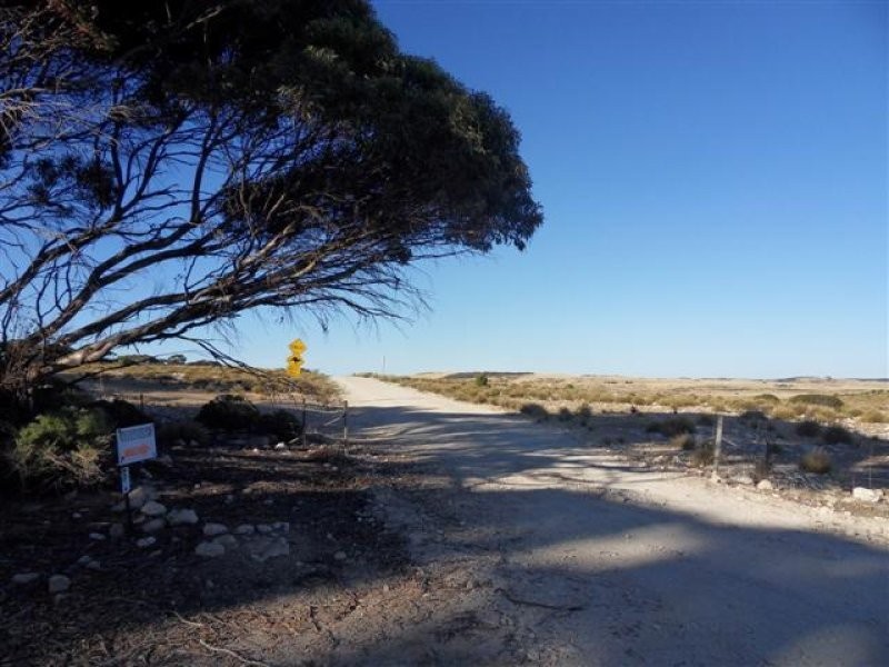 11 Cathers Rd, Pelican Lagoon SA 5222