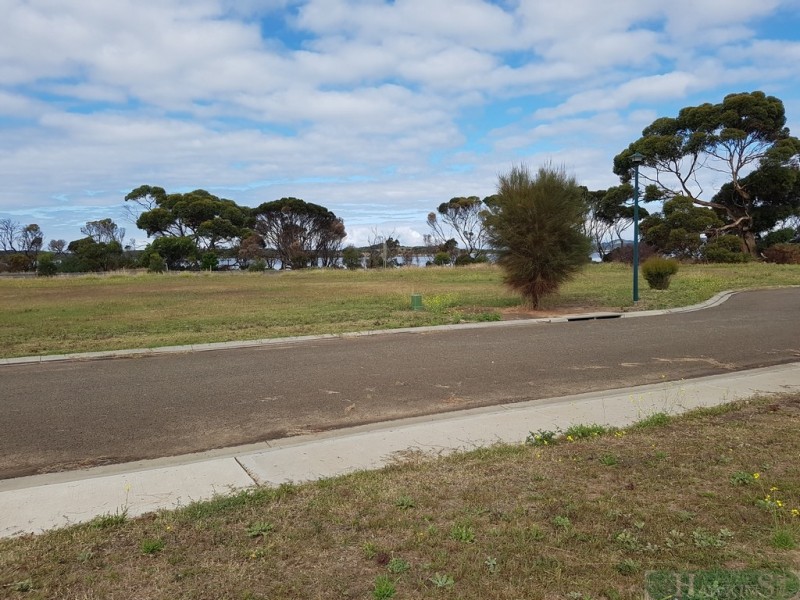 16 Kestrel Close, American River SA 5221