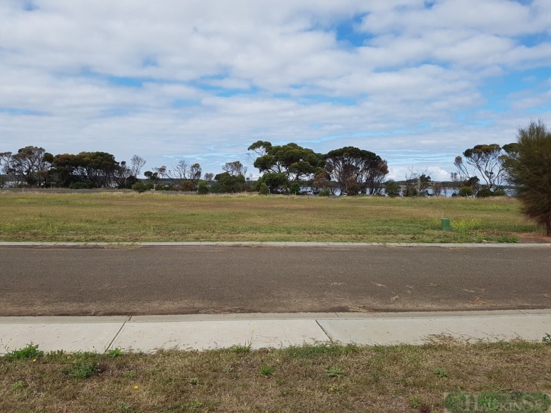 16 Kestrel Close, American River SA 5221