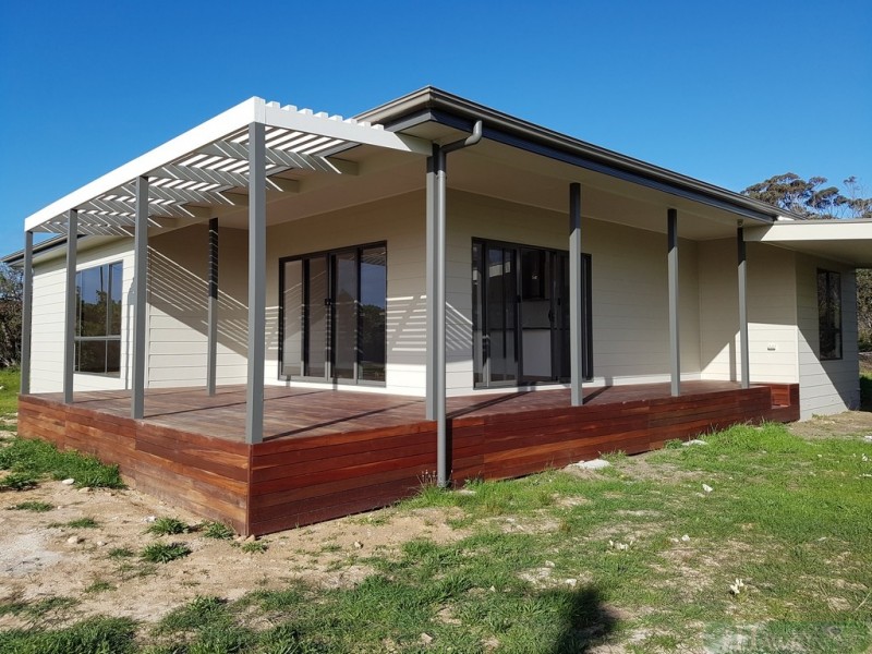 18 Beach Crescent, Baudin Beach SA 5222