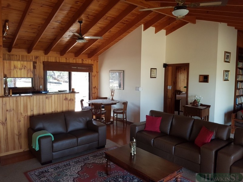 26 Tangara Drive, American River SA 5221