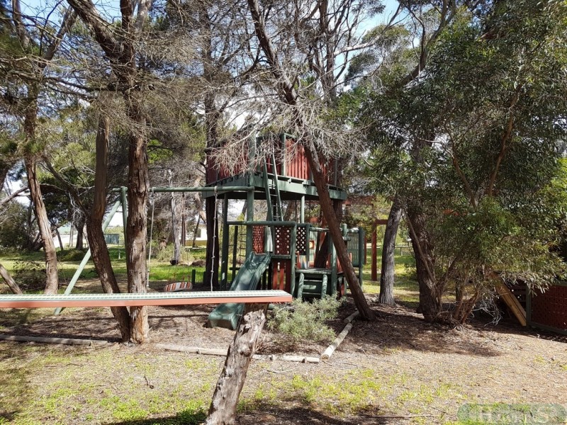 26 Tangara Drive, American River SA 5221