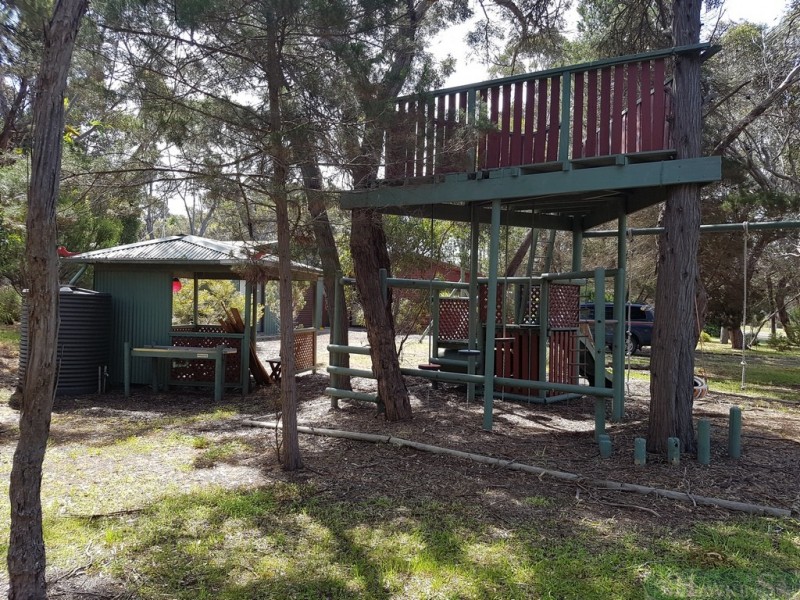 26 Tangara Drive, American River SA 5221