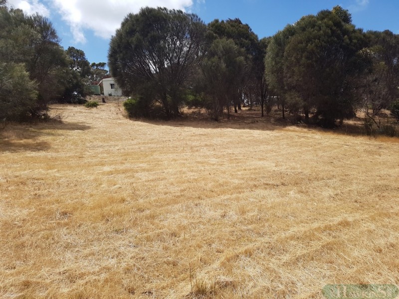 36 Longview Road, American River SA 5221