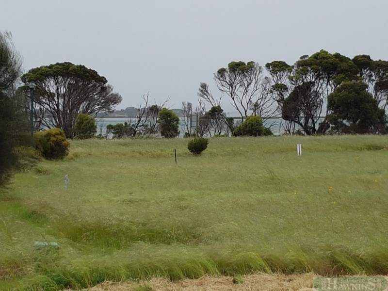 90 Kestrel Close, American River SA 5221