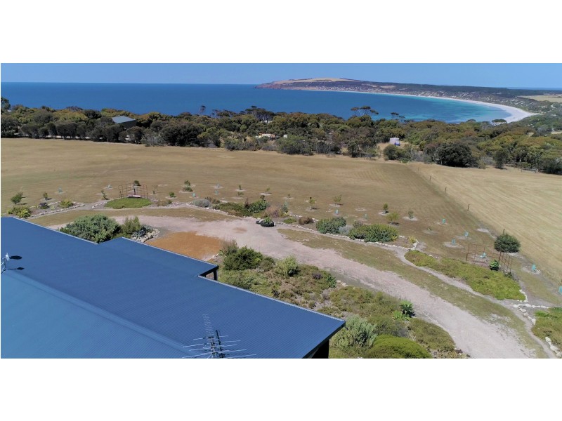 138 Bates Road, Emu Bay SA 5223