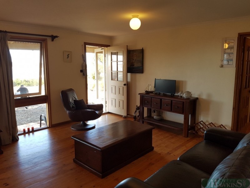 34 Maxwell Terrace, Emu Bay SA 5223