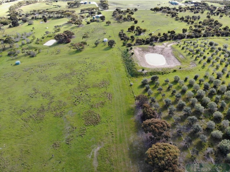 192 West George Road, Emu Bay SA 5223