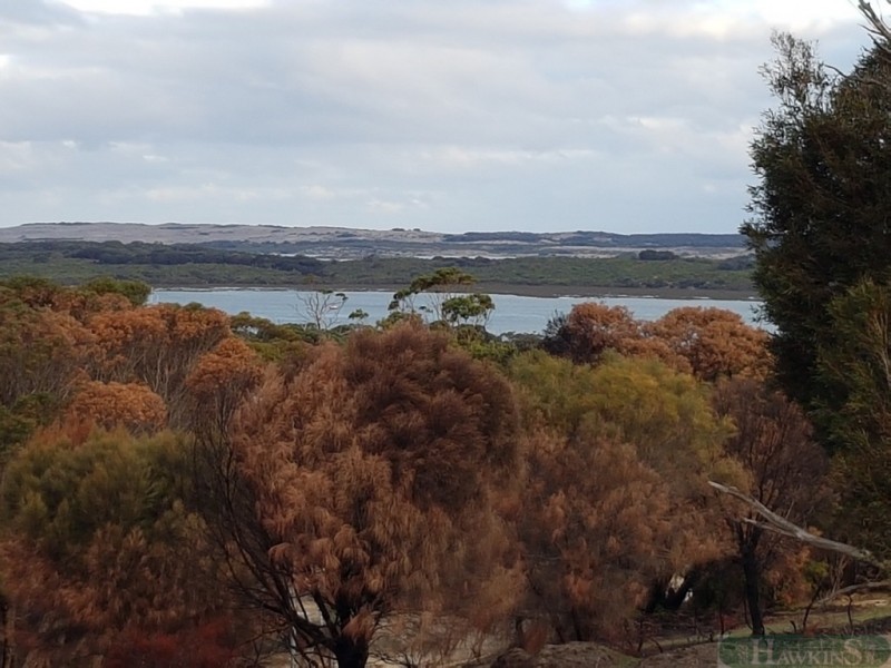 14 Longview Road, American River SA 5221