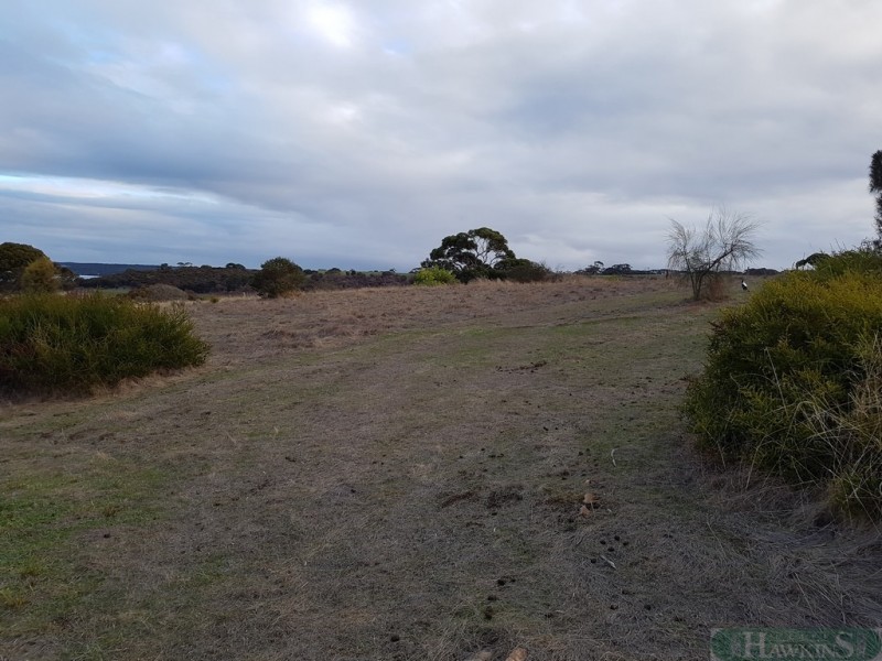 14 Longview Road, American River SA 5221