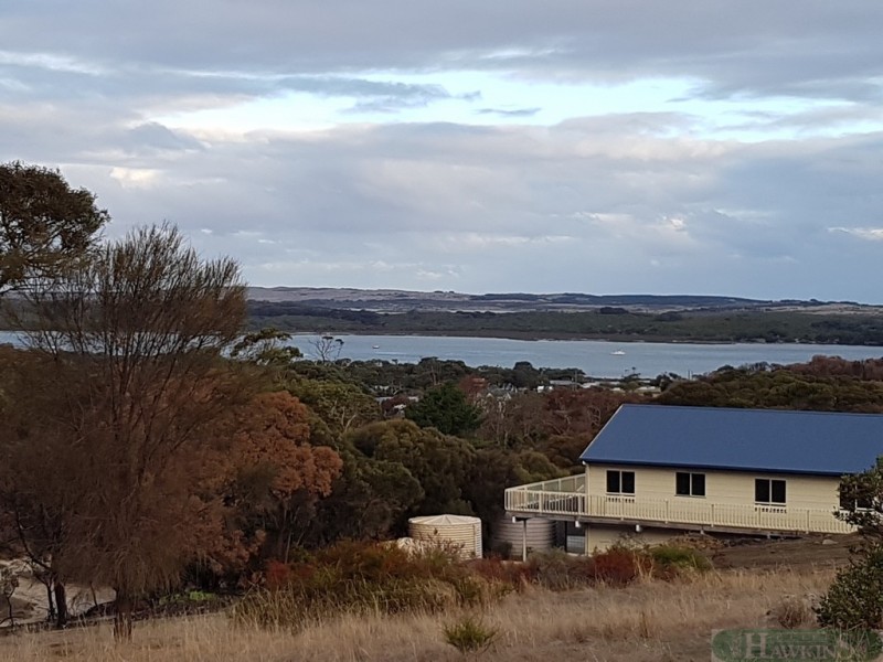 14 Longview Road, American River SA 5221