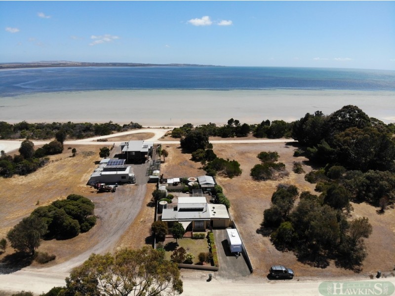 9 Marina Crescent, Nepean Bay SA 5223