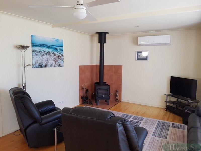 9 Marina Crescent, Nepean Bay SA 5223