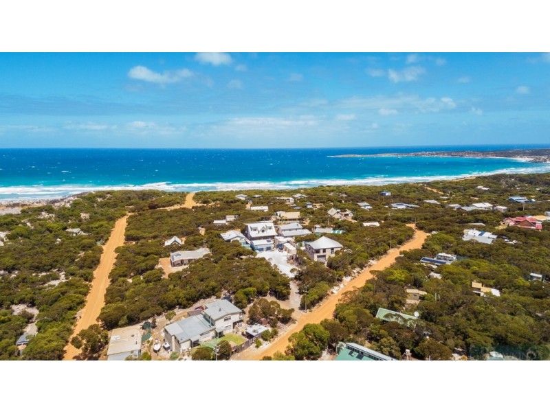 4 Flinders Road, Vivonne Bay SA 5223
