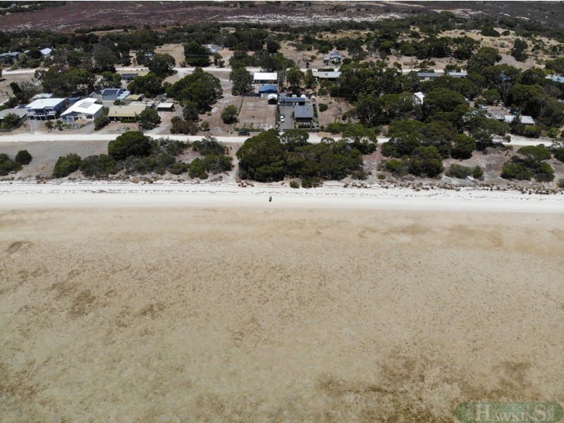 18 Nepean Esplanade, Nepean Bay SA 5223