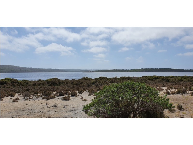 3 Hog Bay Road, Pelican Lagoon SA 5222