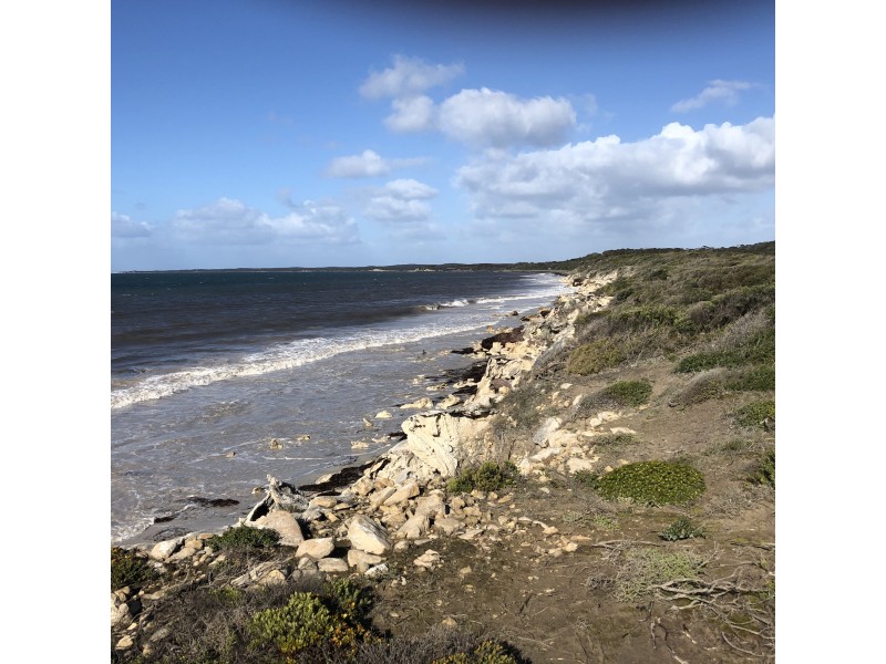 35 Osmanli Rd, D’estrees Bay SA 5223