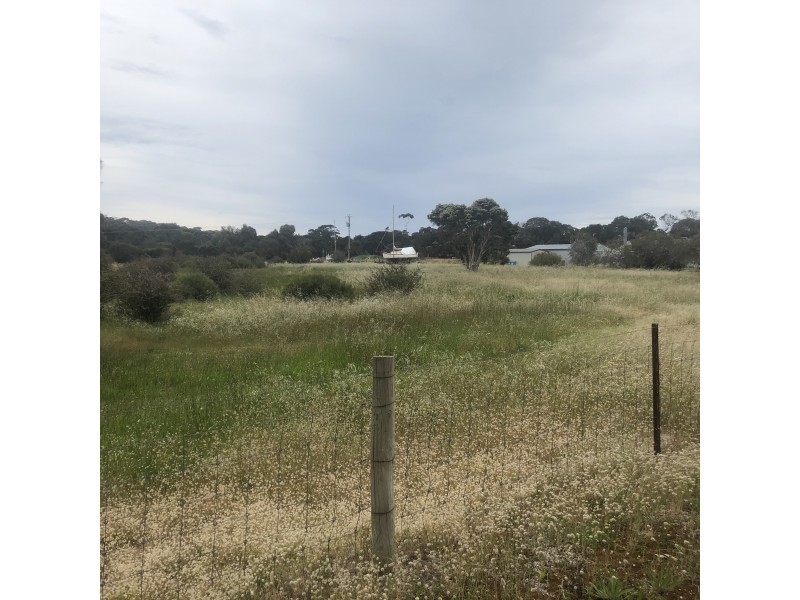 26 Tangara Drive, American River SA 5221