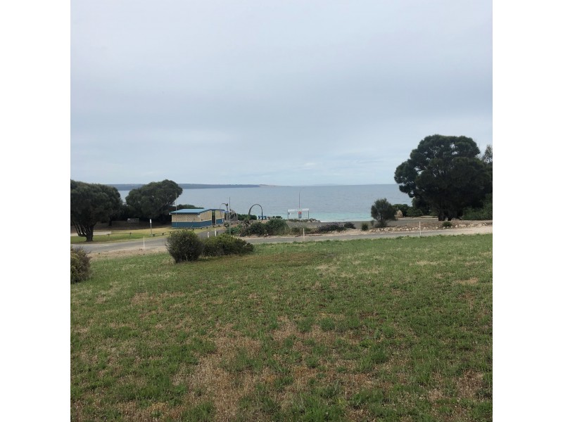 121 The Esplanade, Baudin Beach SA 5222