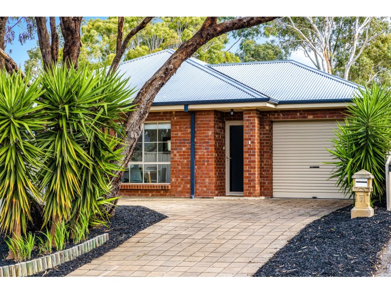 7 Bishops Hill Road, Happy Valley SA 5159