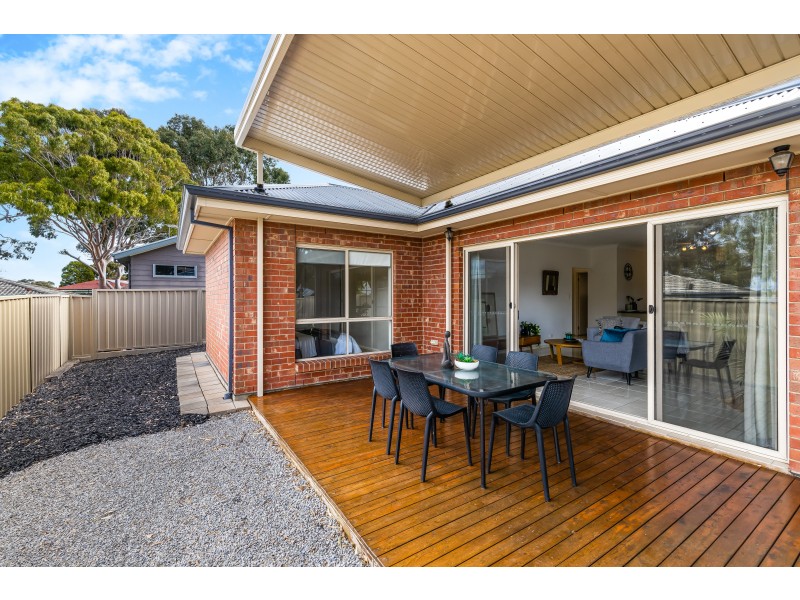 7 Bishops Hill Road, Happy Valley SA 5159