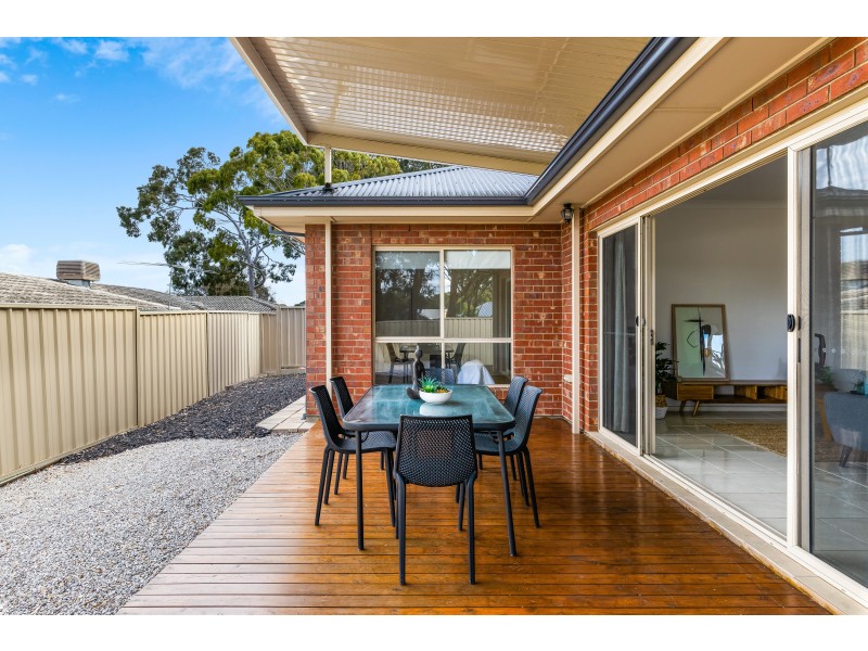 7 Bishops Hill Road, Happy Valley SA 5159