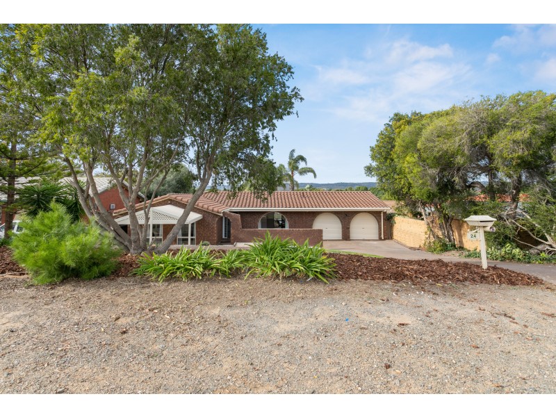 24 Young Street, Reynella SA 5161