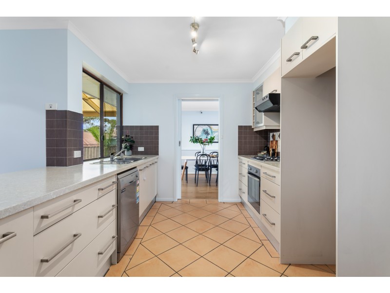 24 Young Street, Reynella SA 5161