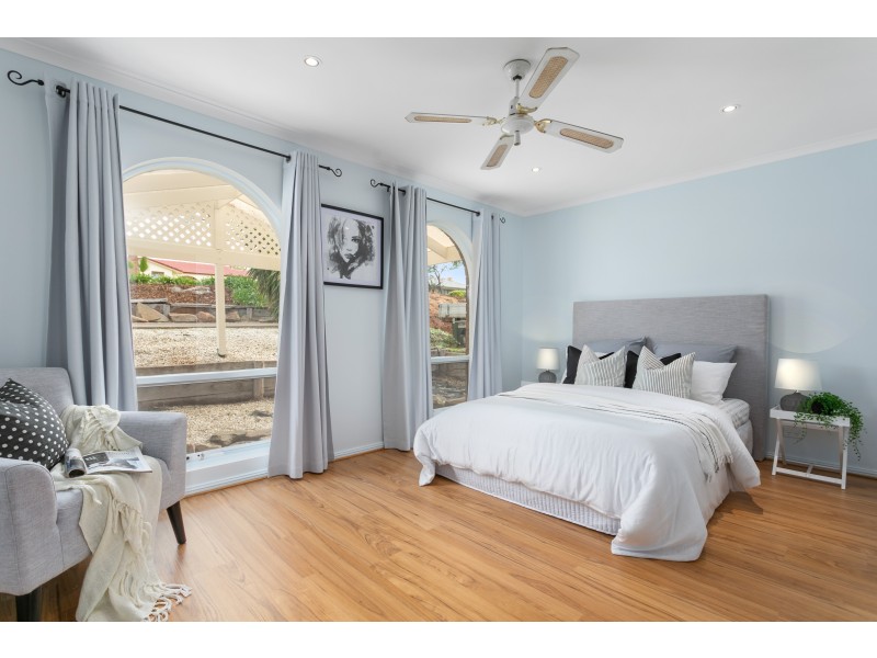 24 Young Street, Reynella SA 5161