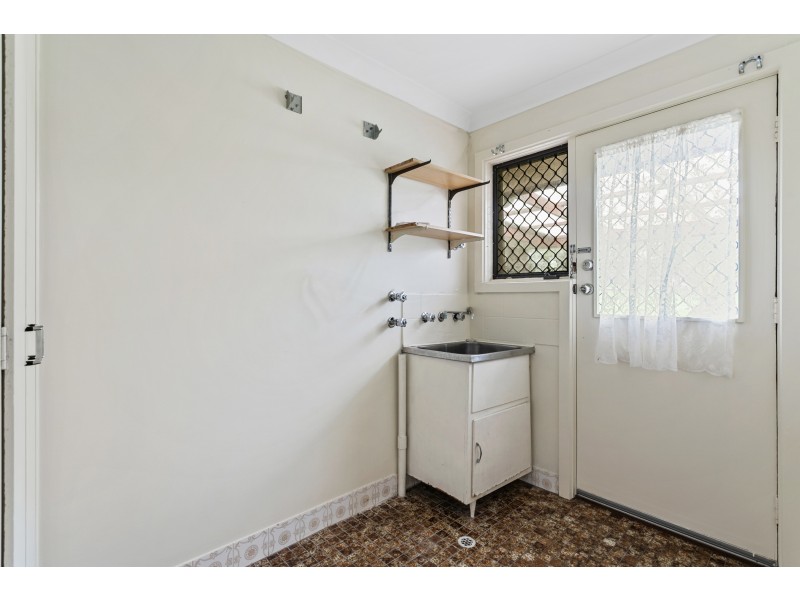 4 Rangeview Road, Happy Valley SA 5159