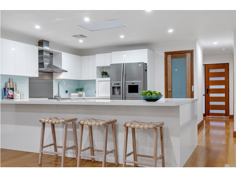24 Broadbeach Drive, Maslin Beach SA 5170