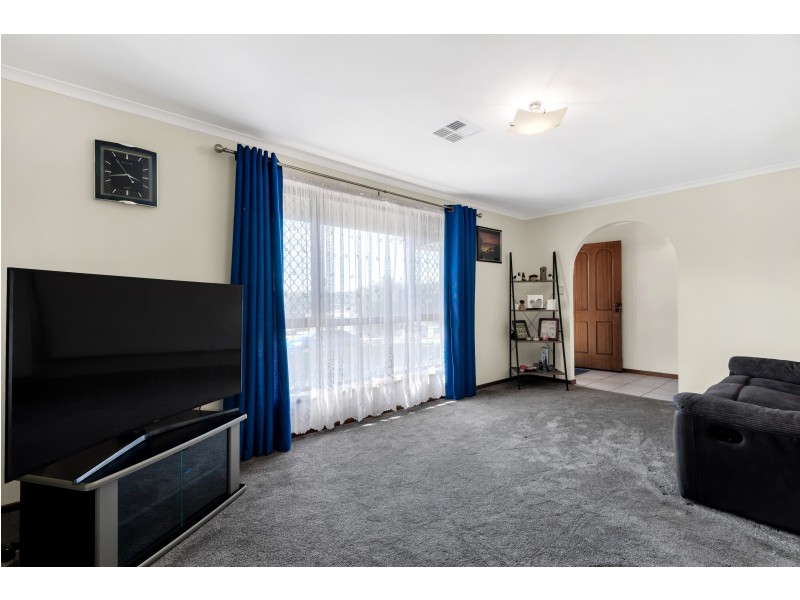 18 Ormiston Road, Morphett Vale SA 5162