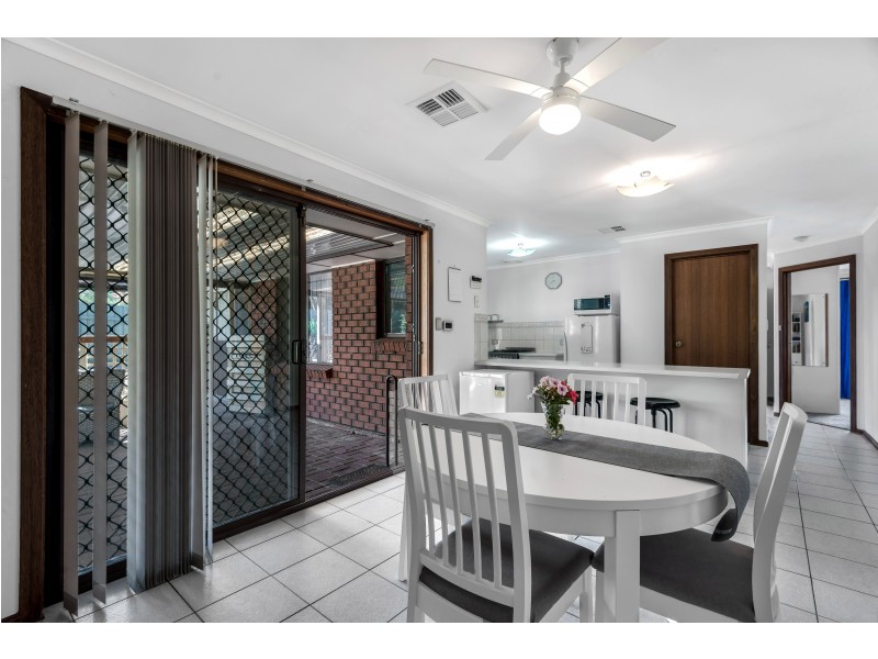 18 Ormiston Road, Morphett Vale SA 5162