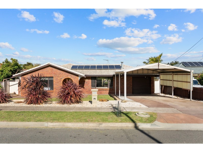 12 Irvine Street, Port Noarlunga SA 5167