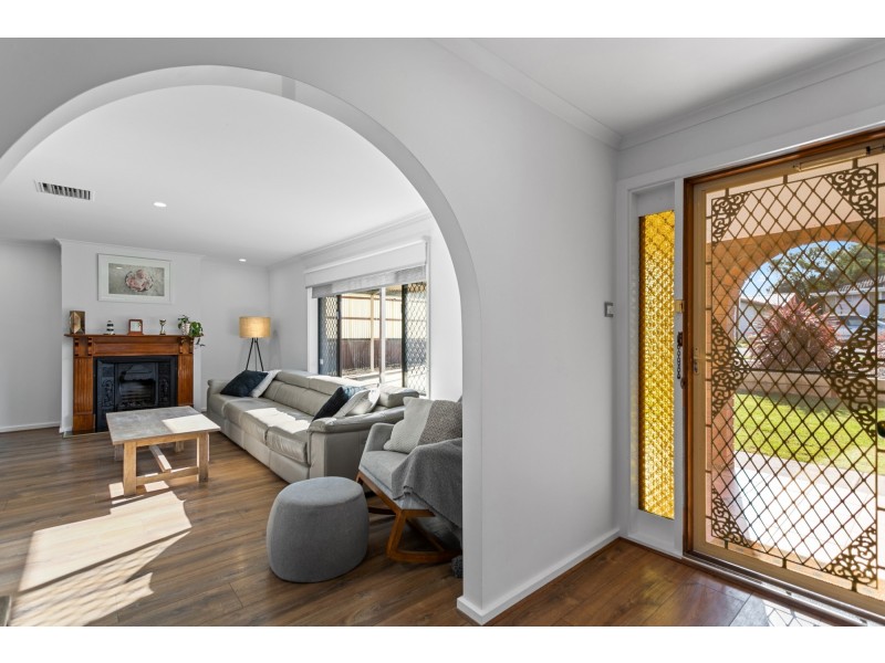 12 Irvine Street, Port Noarlunga SA 5167