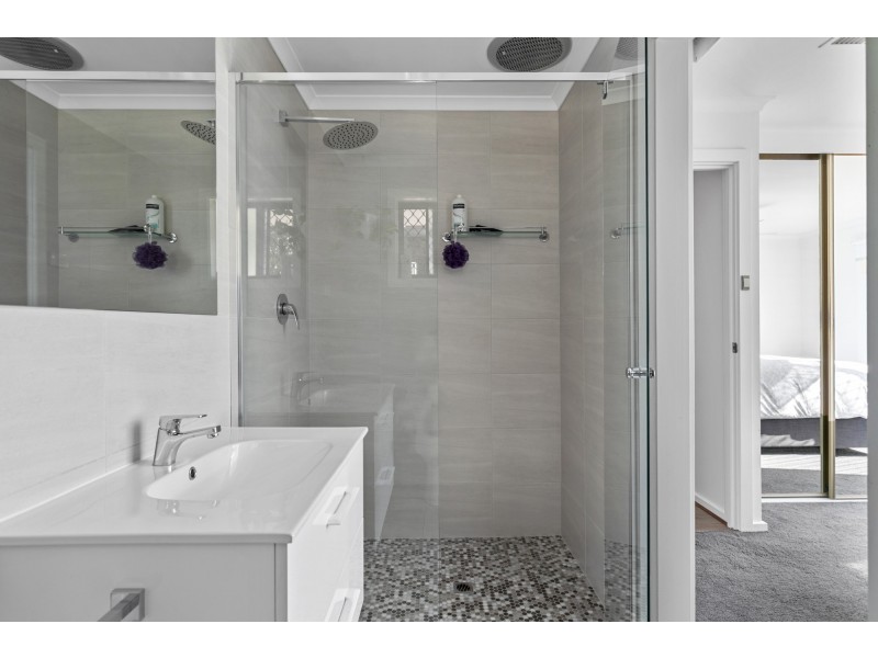 12 Irvine Street, Port Noarlunga SA 5167