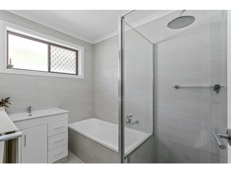 12 Irvine Street, Port Noarlunga SA 5167