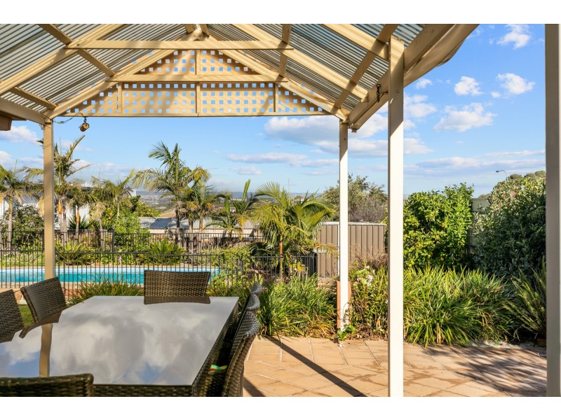 12 Irvine Street, Port Noarlunga SA 5167