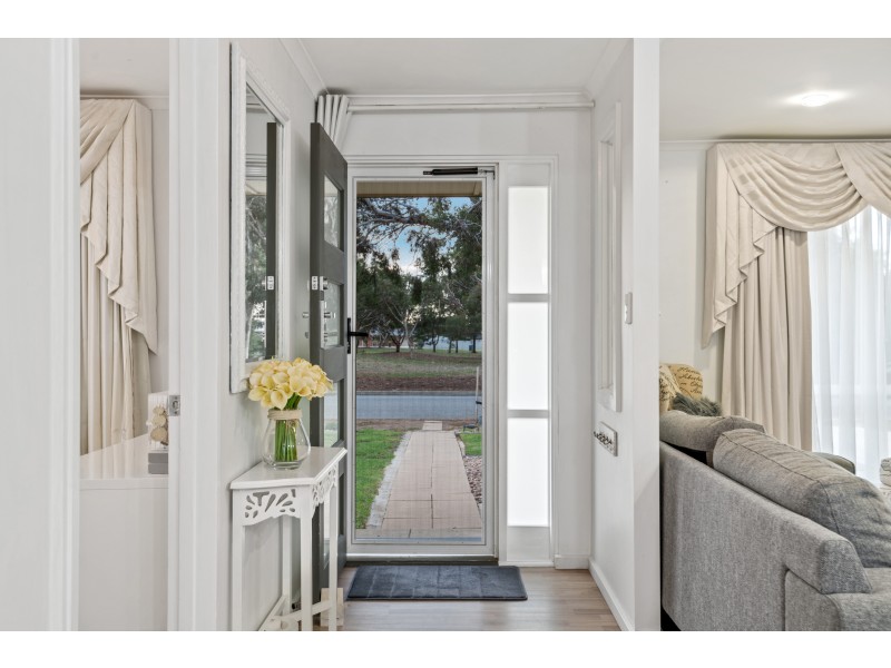 12 John Street, Old Noarlunga SA 5168