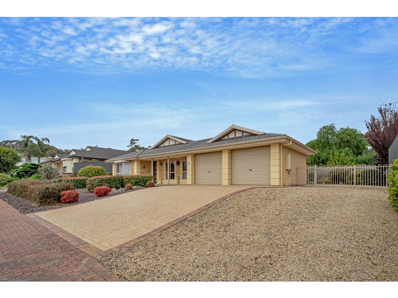 13 Hunt Drive, Normanville SA 5204