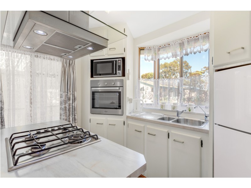 Cabin 147 Woodcroft/Lot 1 Bains Road, Woodcroft SA 5162