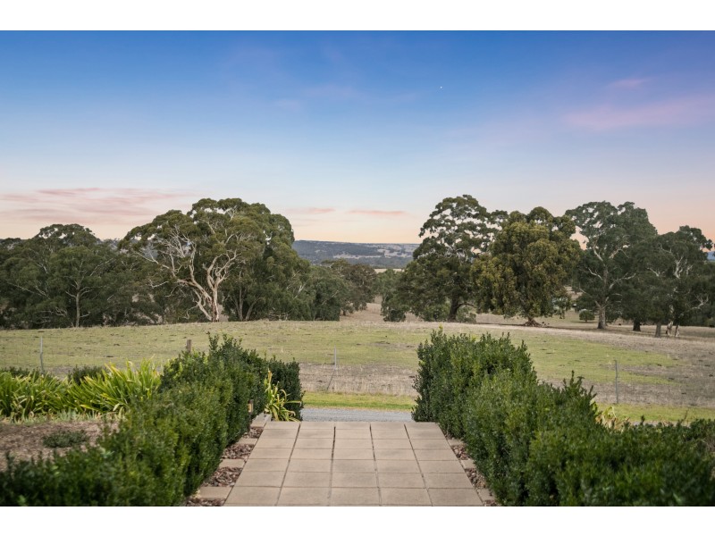 25 Bakers Gully Road, Kangarilla SA 5157