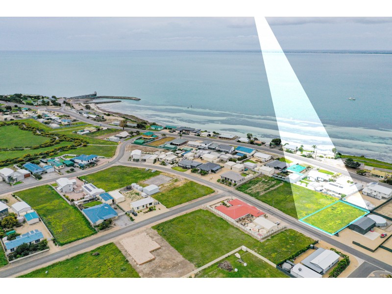 17 Seascape Road, Point Turton SA 5575