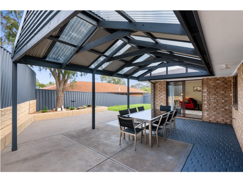 97 Emmerson Drive, Morphett Vale SA 5162