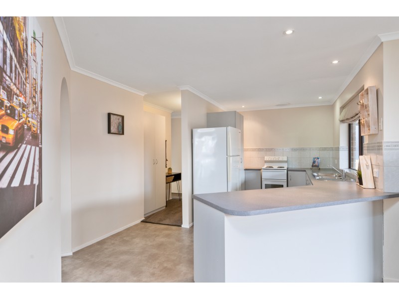 97 Emmerson Drive, Morphett Vale SA 5162